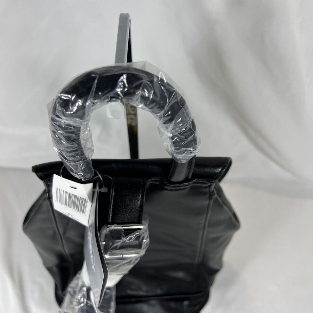 Disney Parks Star Wars Lightsaber Black‎ Backpack Bag New with Tag - Picture 12 of 16